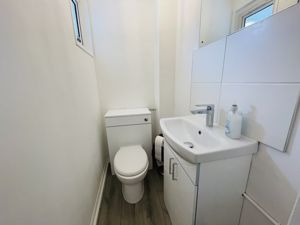 Ground floor WC- click for photo gallery